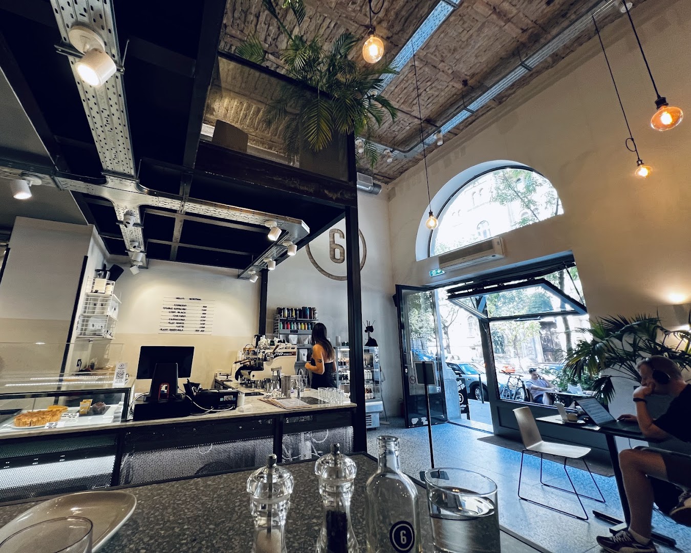 SixLetter Coffee Co. - Specialty Coffee Bar & Breakfast, Brunch