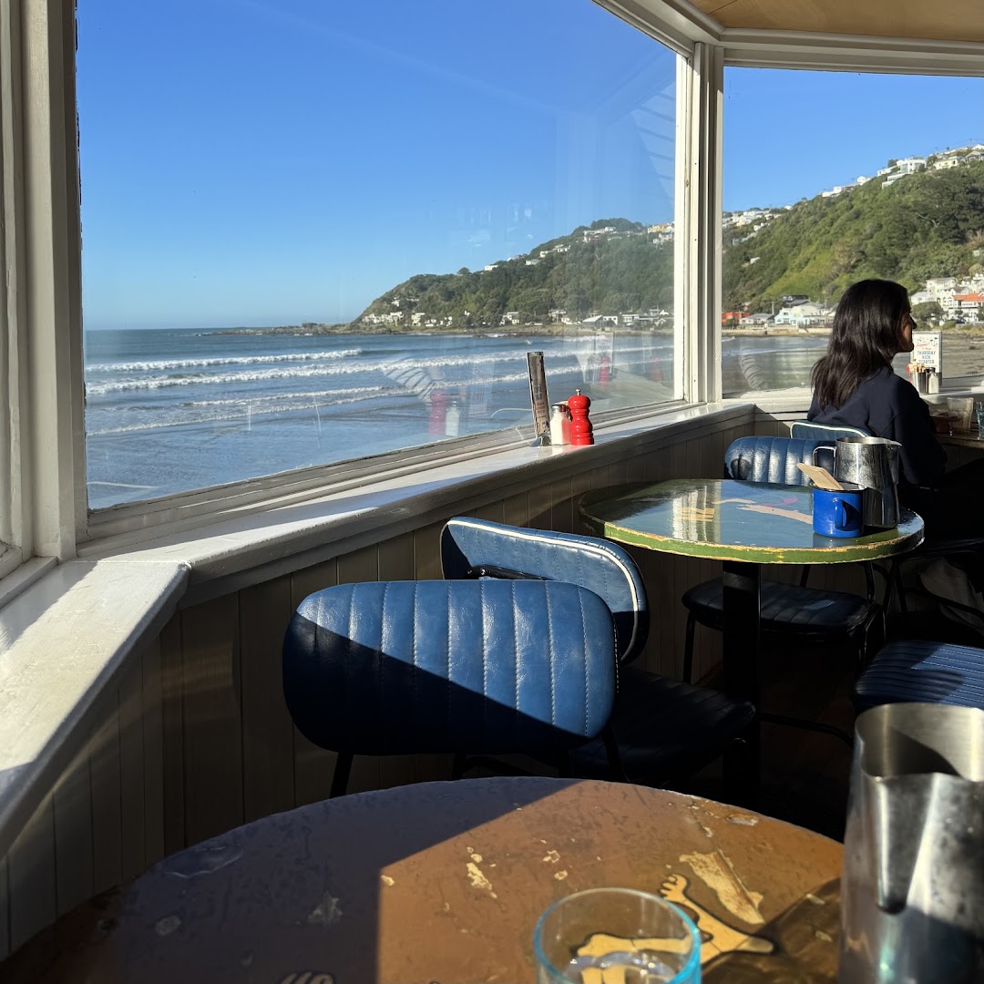 Coffee shops in Lyall Bay
