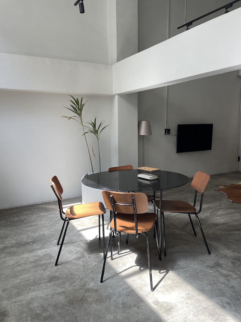 Coffee shops in Khet Bang Rak