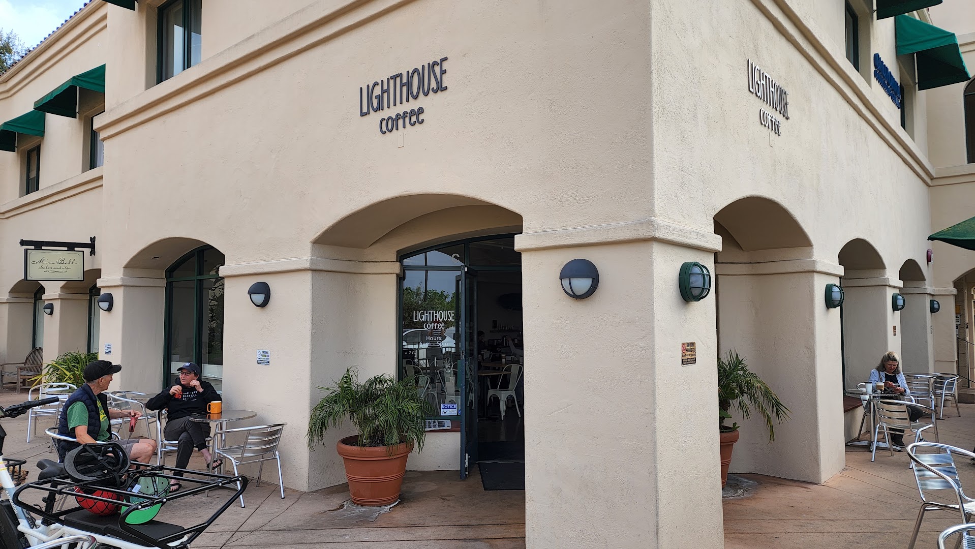 Coffee shops in The Mesa
