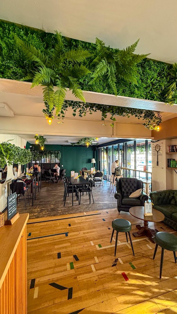 Coffee shops in Harbourside