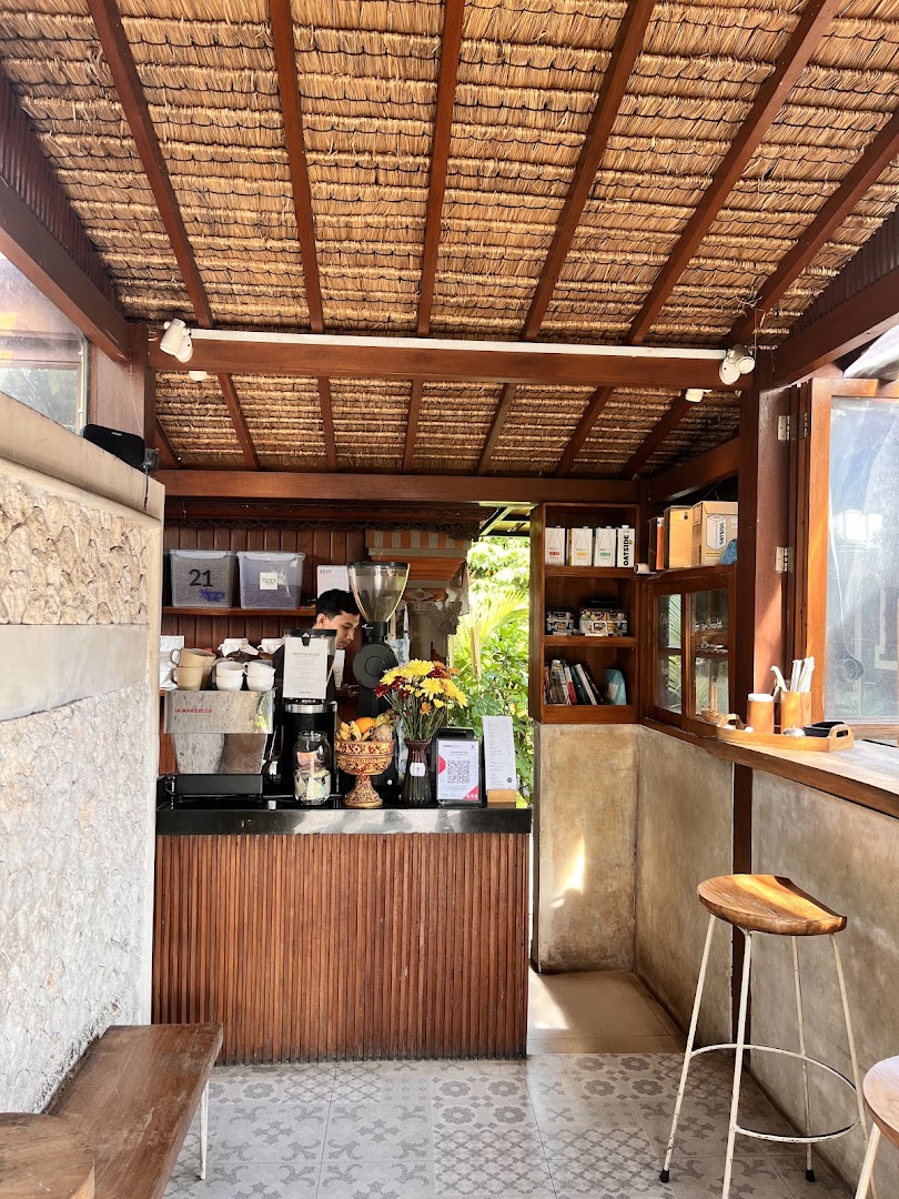 Coffee shops in Seminyak