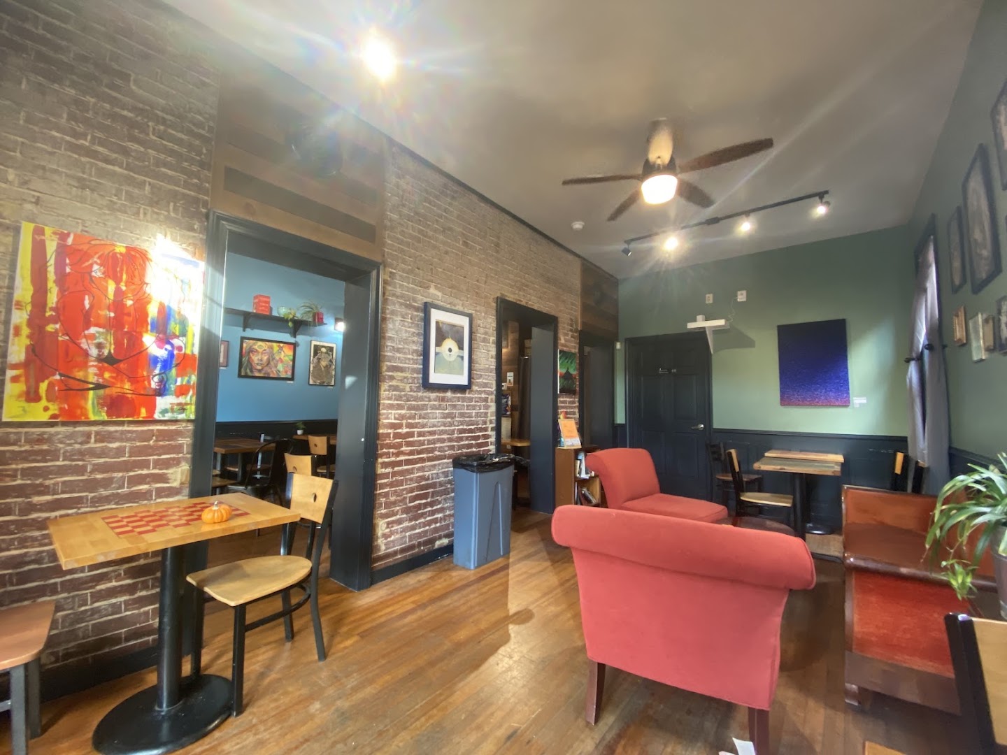 Coffee shops in Hampden