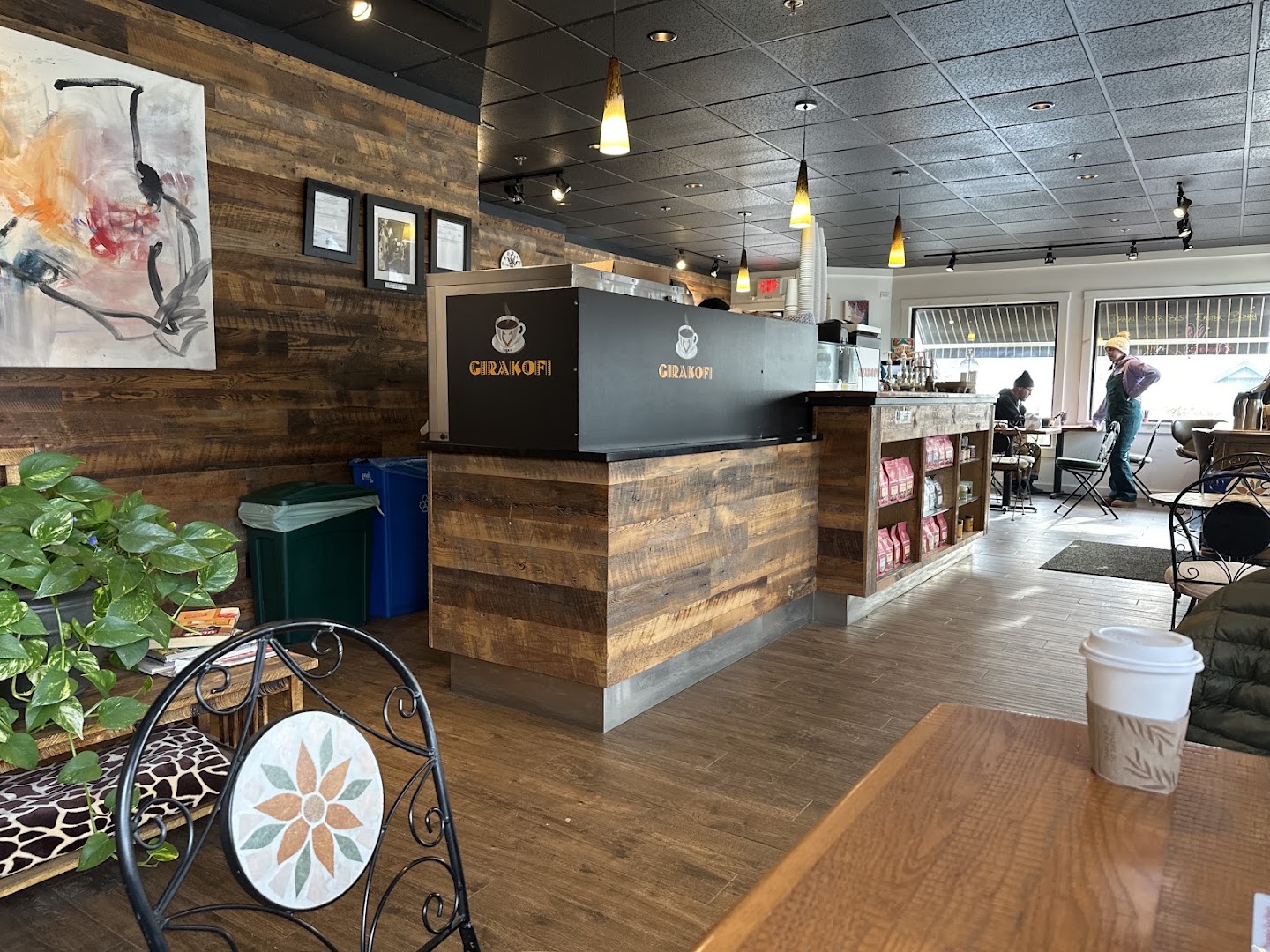 Coffee shops in Mountain Road