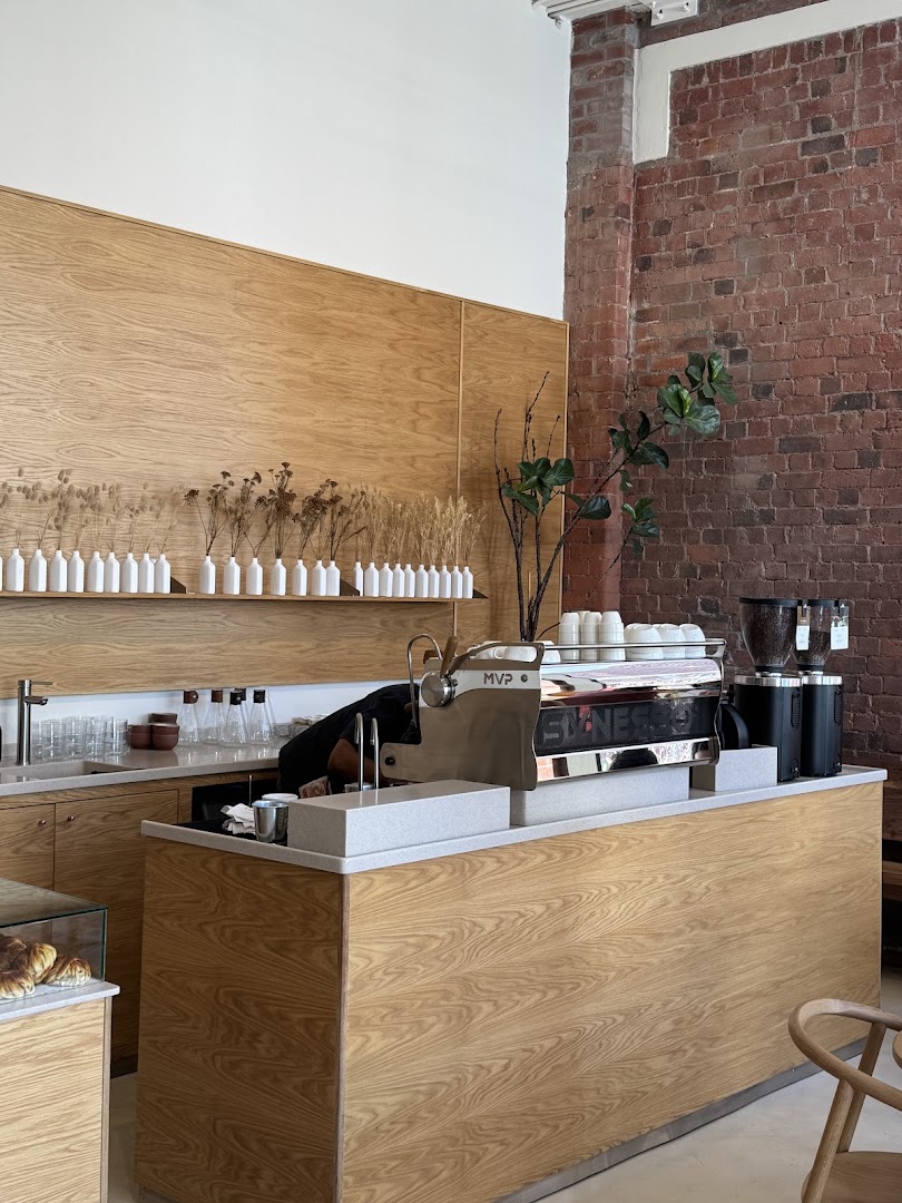 Coffee shops in Gardens
