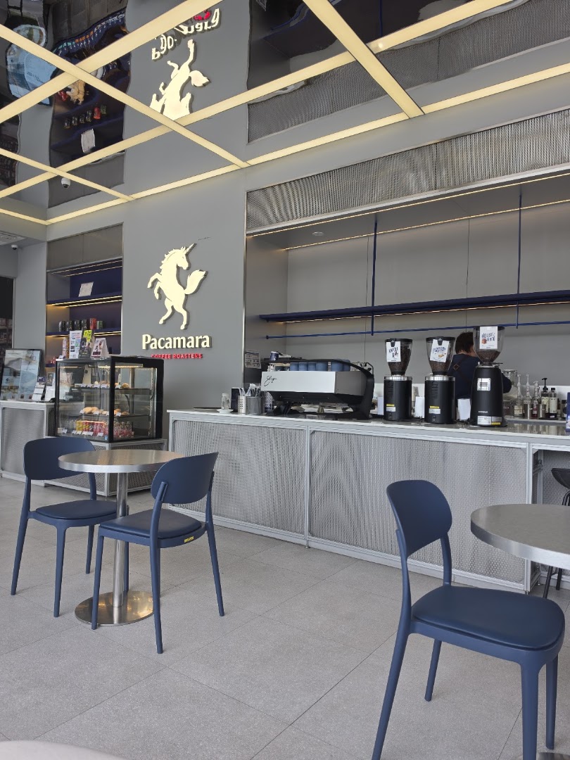 Coffee shops in Khet Saphan Sung