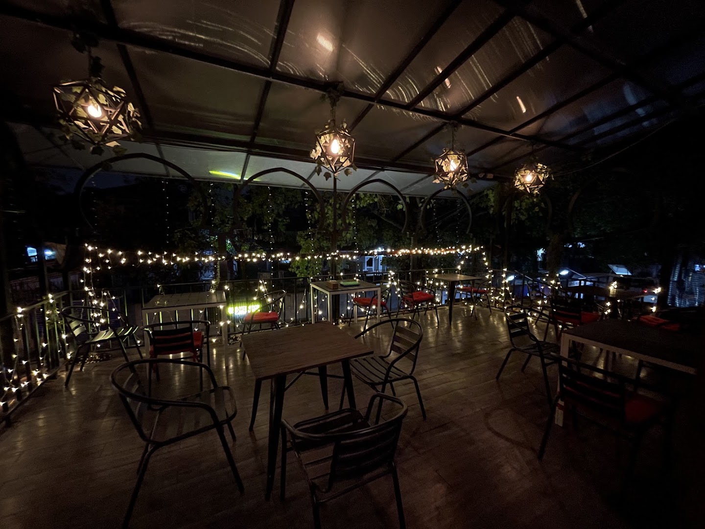 Coffee shops in Khet Yan Nawa