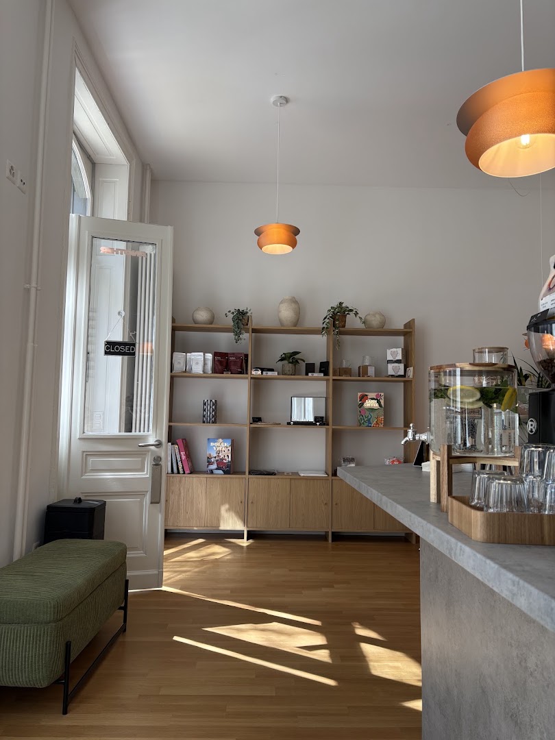 Coffee shops in Kreis 4