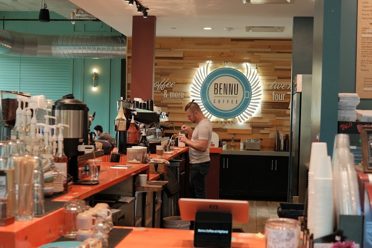 Coffee shops in Highland
