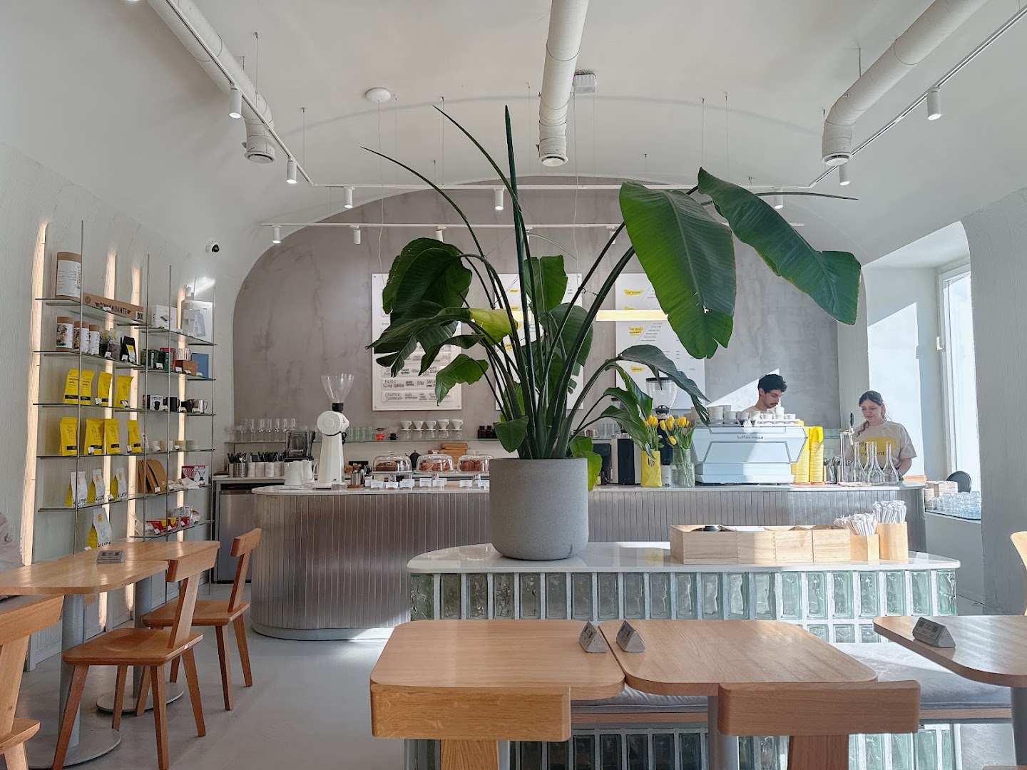 MERON - Specialty Coffee & Brunch