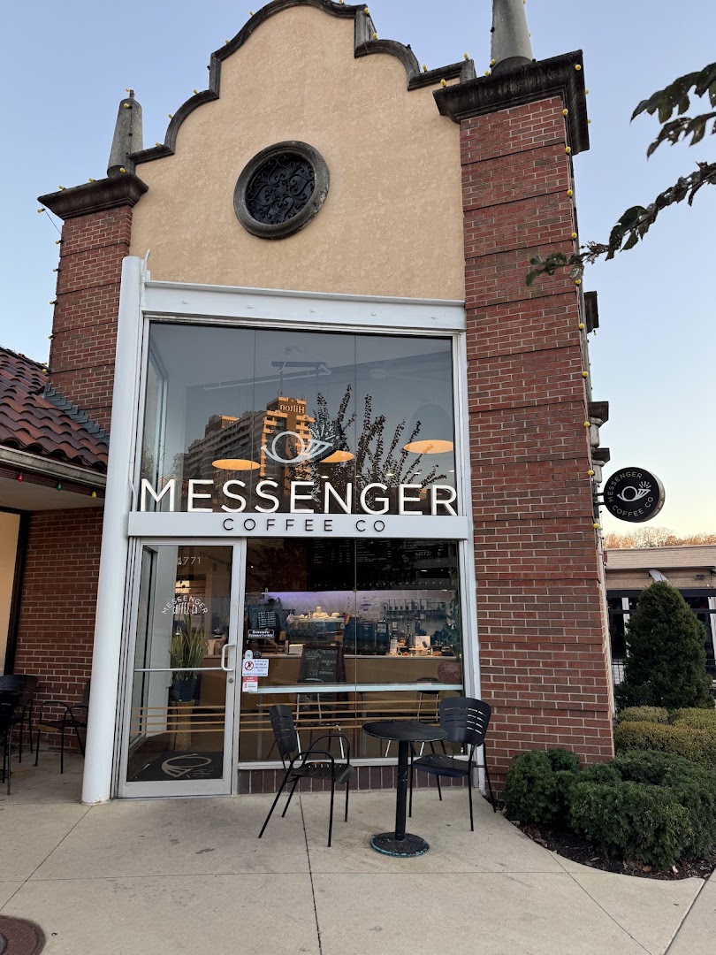 Coffee shops in Country Club Plaza
