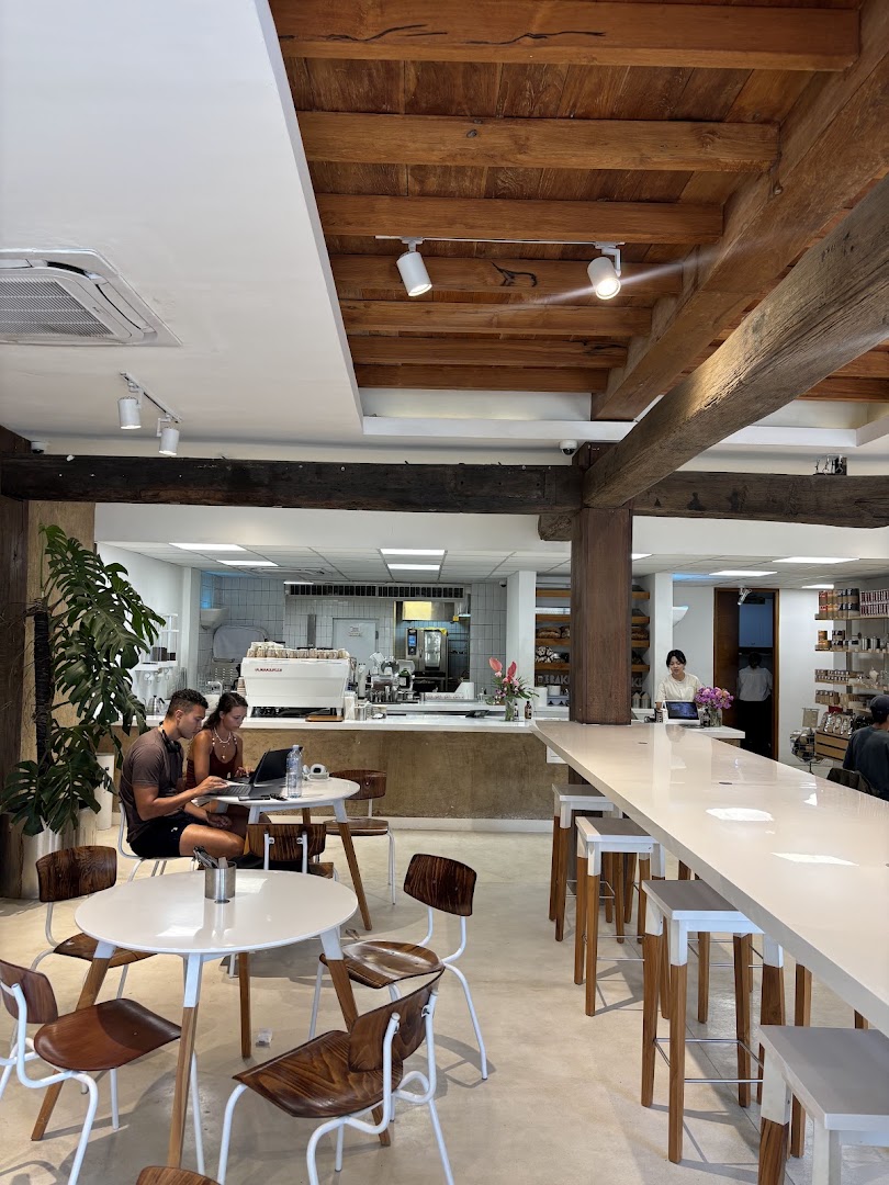 Coffee shops in Uluwatu