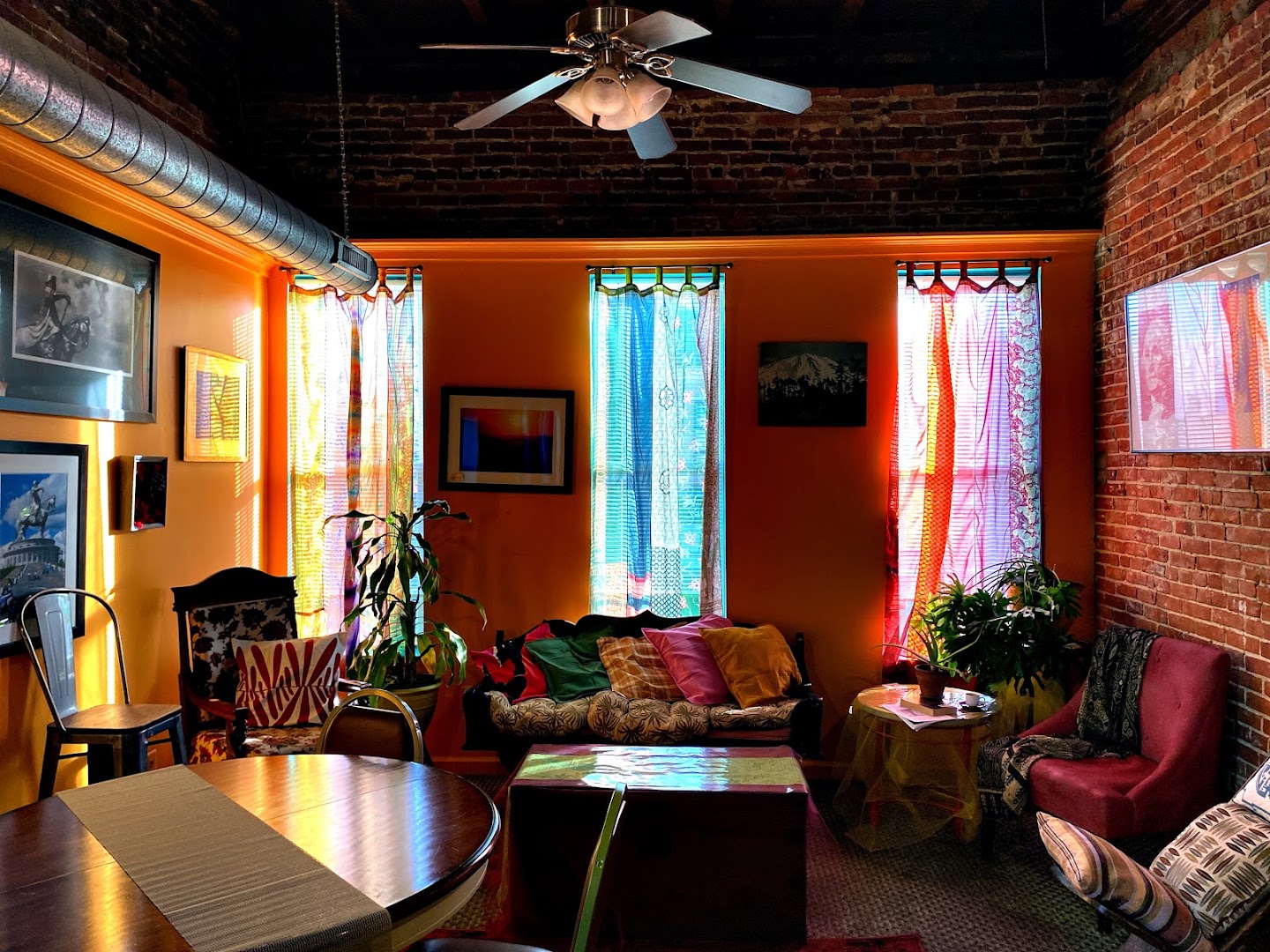 Coffee shops in Riverside