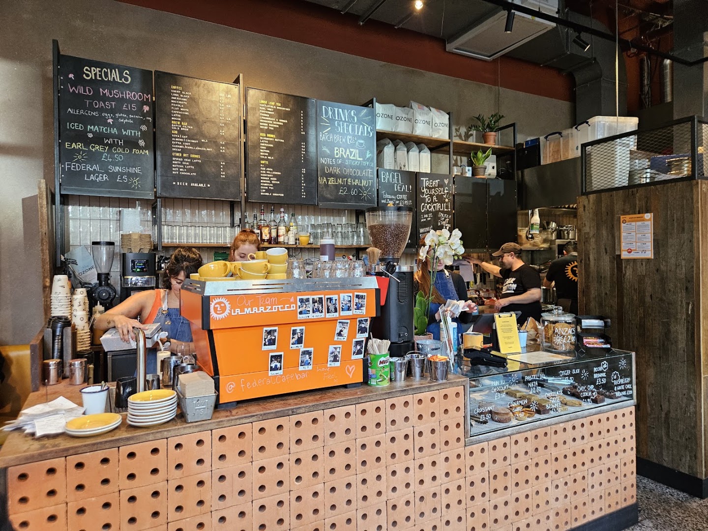 Coffee shops in Circle Square