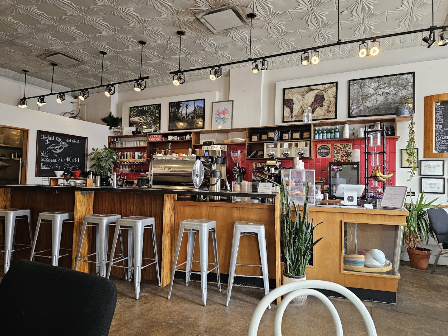 Coffee shops in Carver