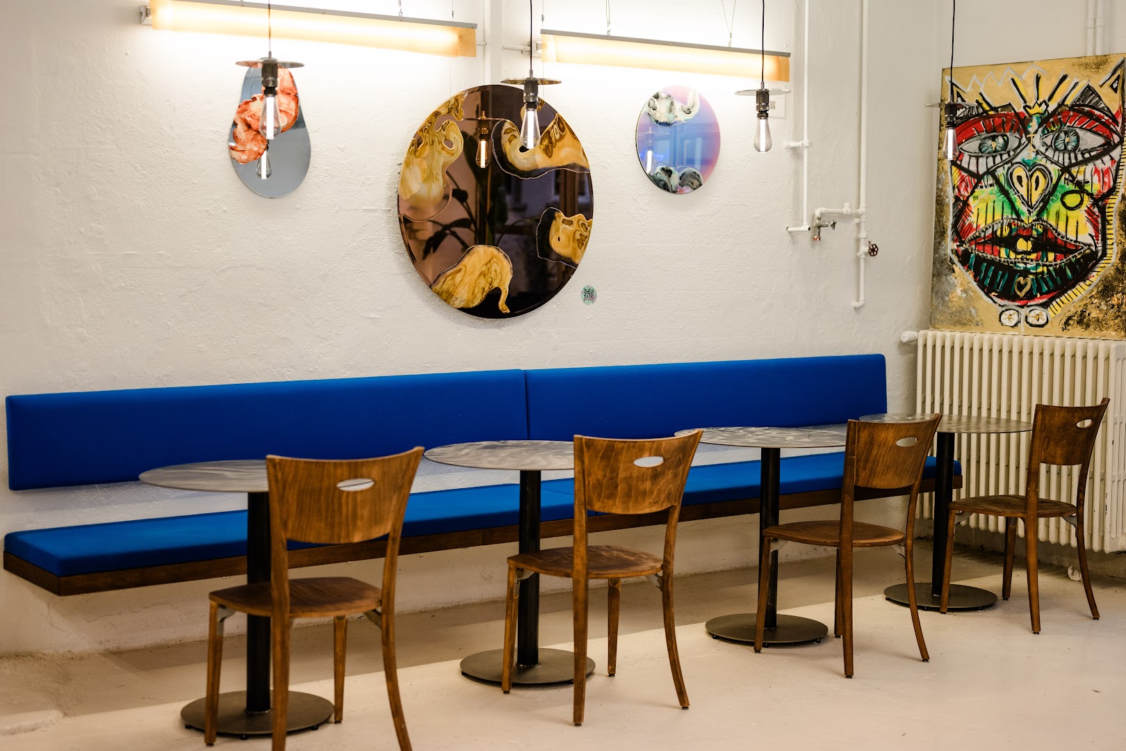 Coffee shops in Kreis 4