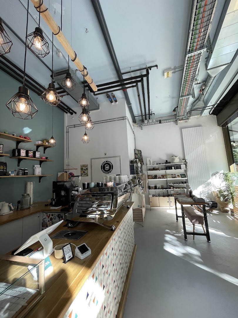 Coffee shops in Altstadt