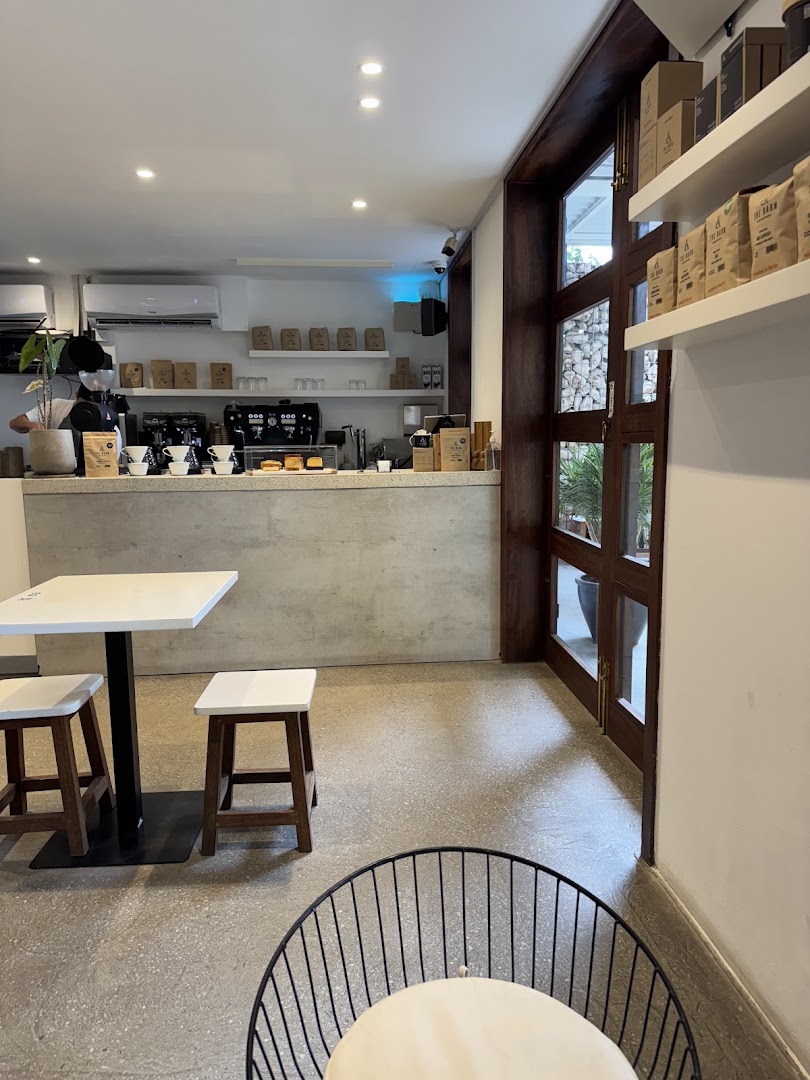 Coffee shops in Al Satwa