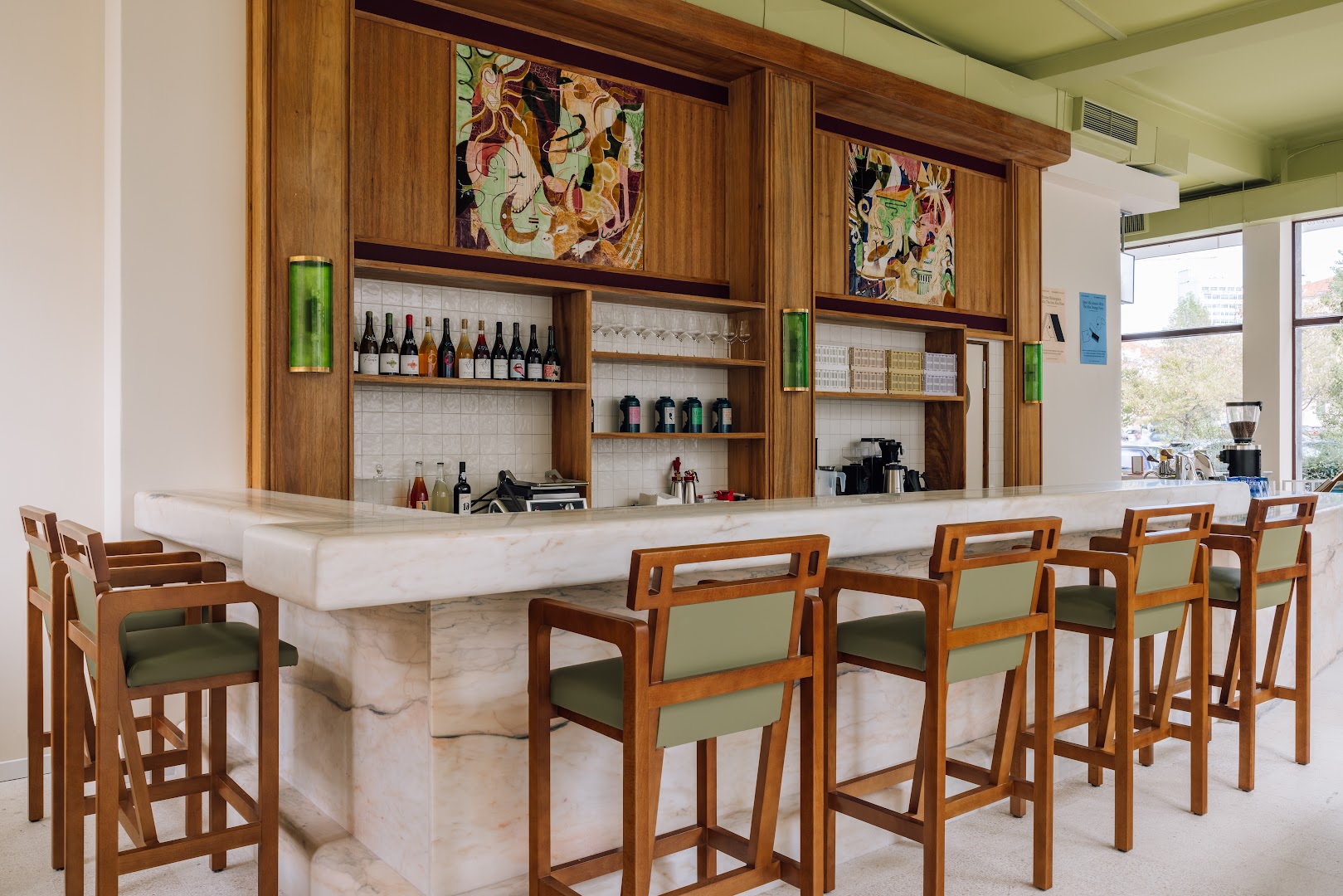 Coffee shops in Avenidas Novas