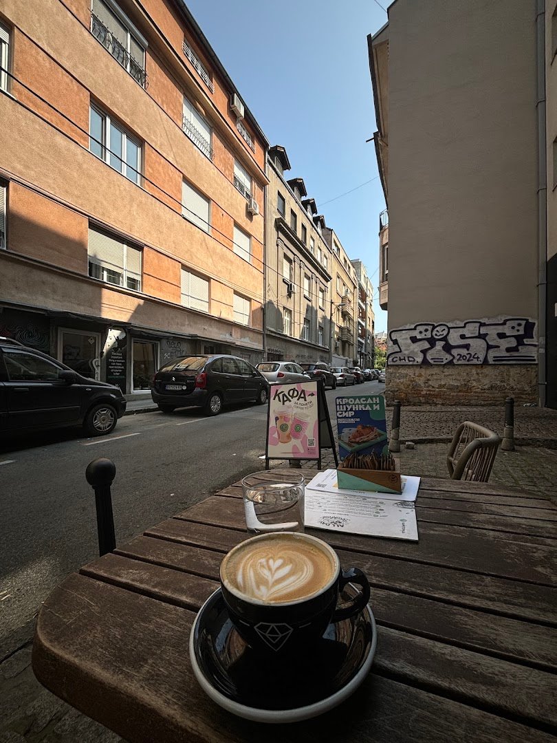 Storefront of Kafeterija Vračar, specialty coffee shop in Belgrade