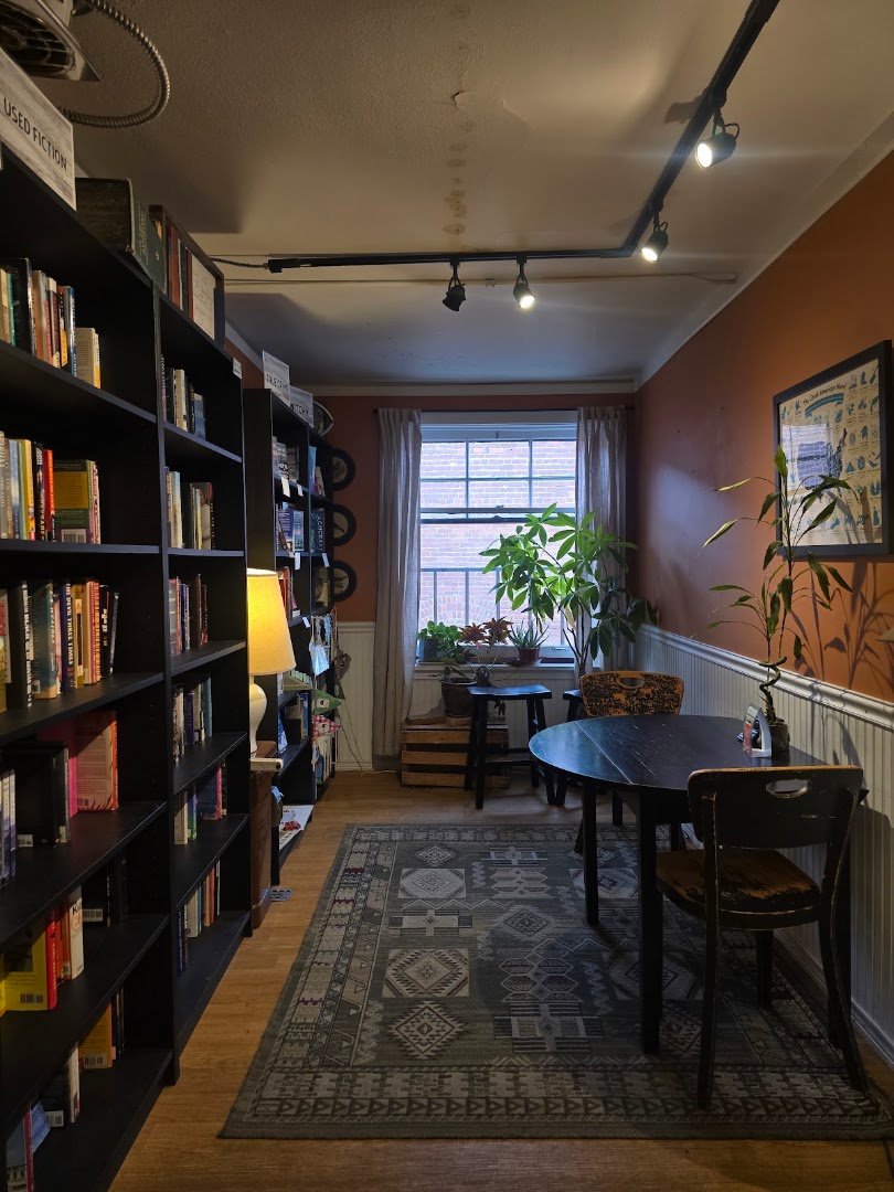 Dudley's Bookshop Cafe specialty coffee shop in Bend - photo 10