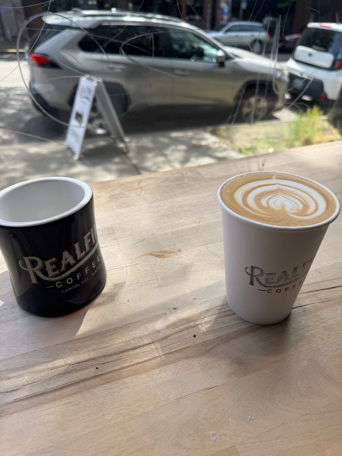 Realfine Coffee specialty coffee shop in Seattle - photo 4