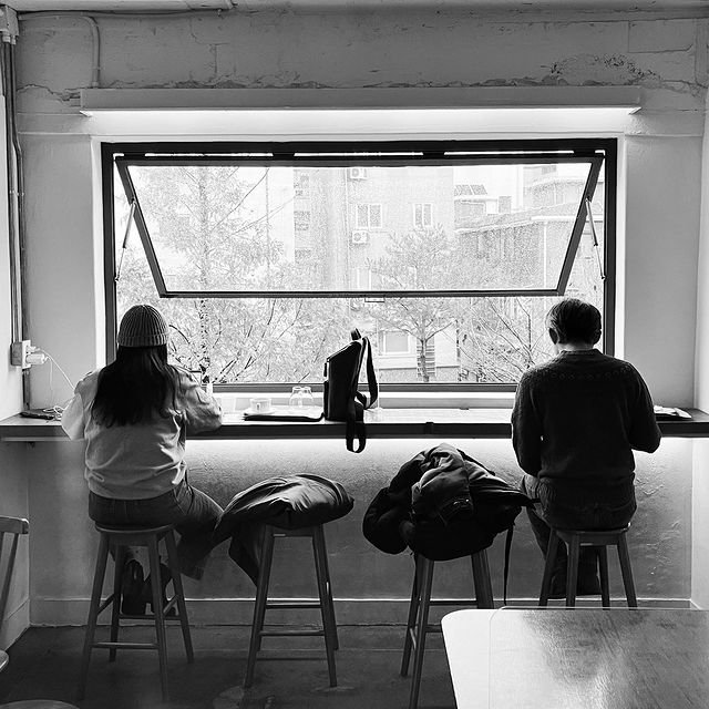 Interior of Biroso Coffee, specialty coffee shop in Seoul