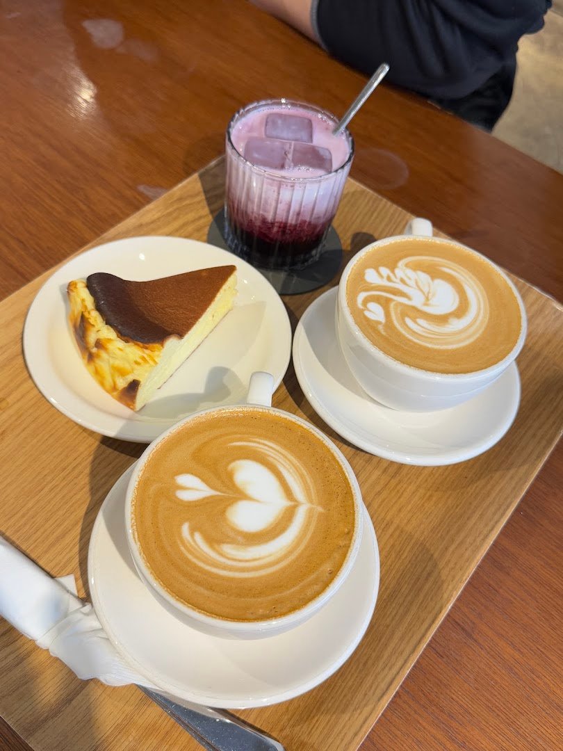 Coffee at Biroso Coffee, specialty coffee shop in Seoul