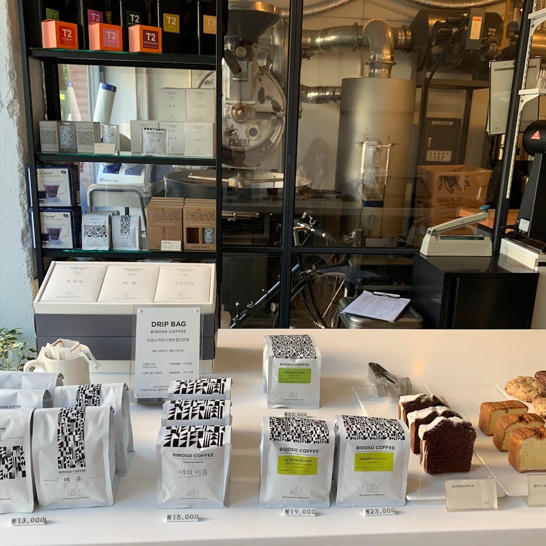Interior of Biroso Coffee, specialty coffee shop in Seoul