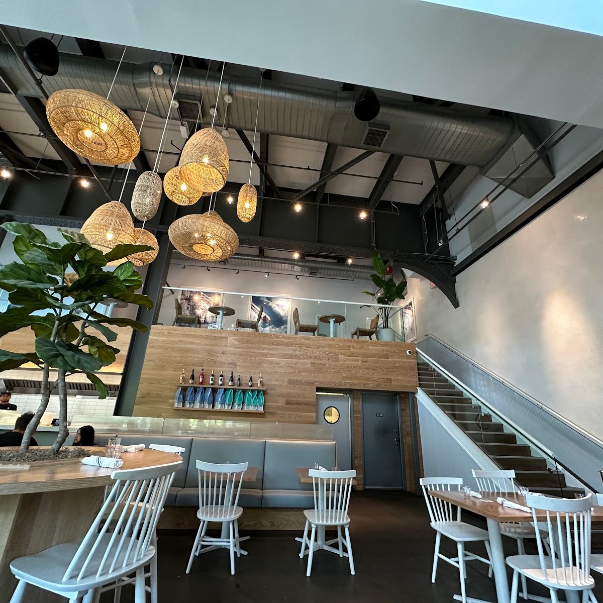 Bluestone Lane Chelsea Piers Café specialty coffee shop in New York - photo 4