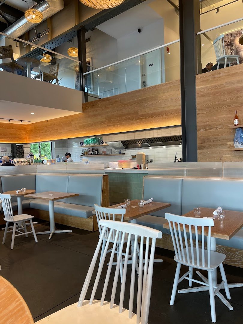 Bluestone Lane Chelsea Piers Café specialty coffee shop in New York - photo 6