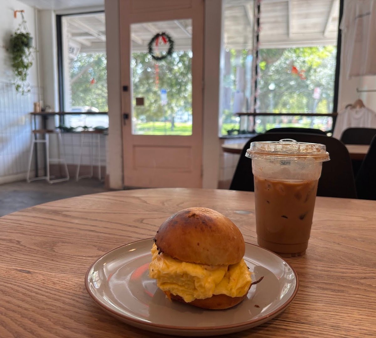 Interior of Flatbread & Butter, specialty coffee shop in Tampa-St. Petersburg