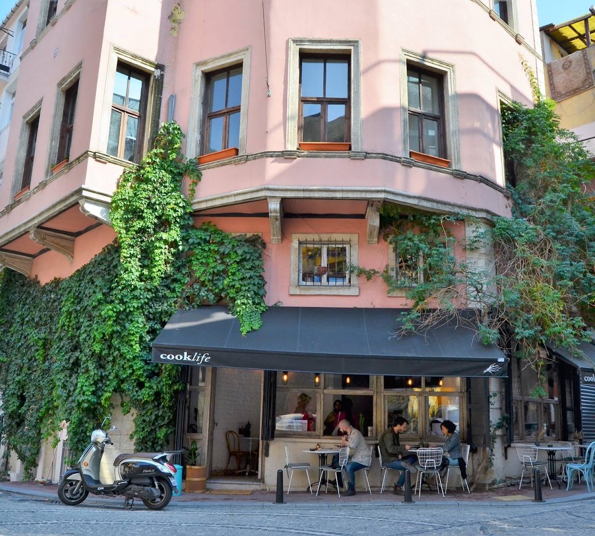 Casa Cooklife specialty coffee shop in Istanbul - photo 5