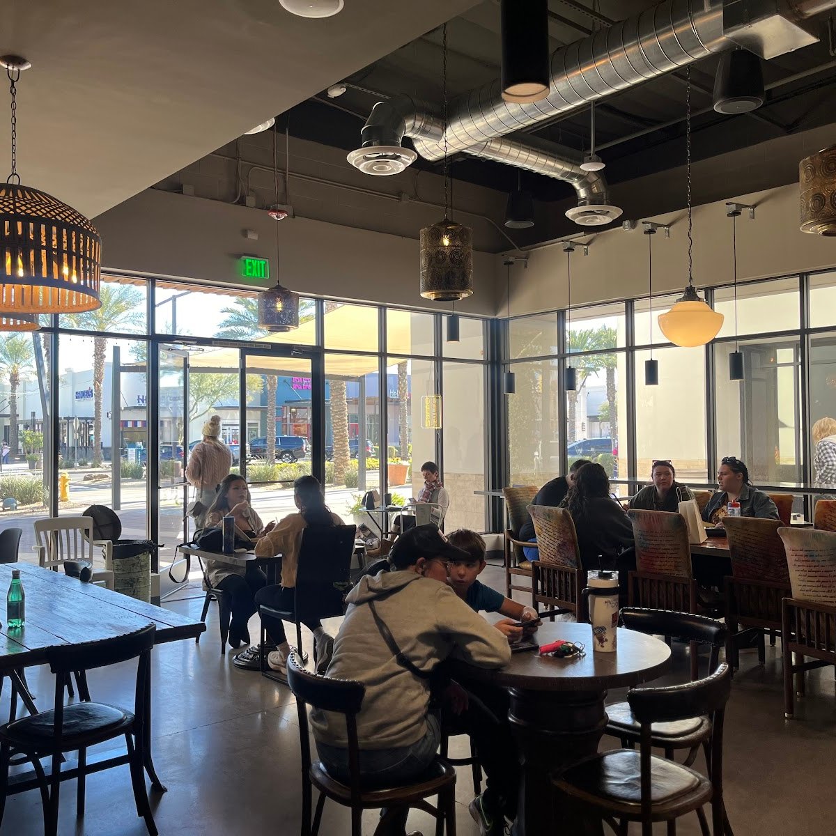 Bully Brew Co. specialty coffee shop in Phoenix - photo 9