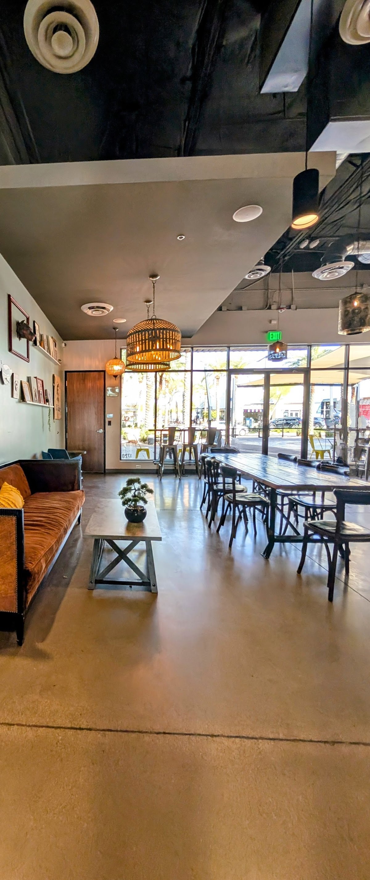 Bully Brew Co. specialty coffee shop in Phoenix - photo 10