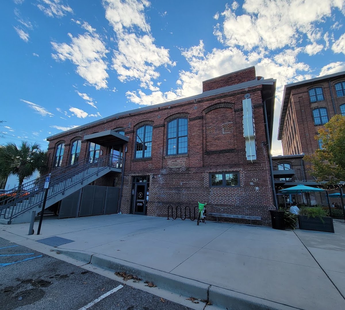 Mercantile & Mash specialty coffee shop in Charleston - photo 3