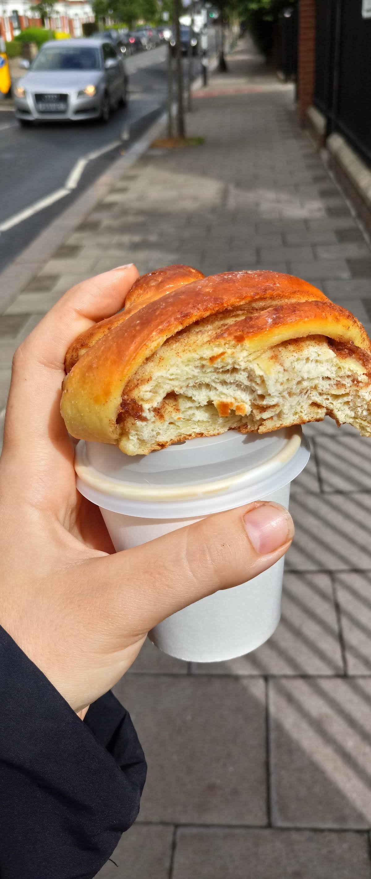 Cable Co specialty coffee shop in London - photo 5