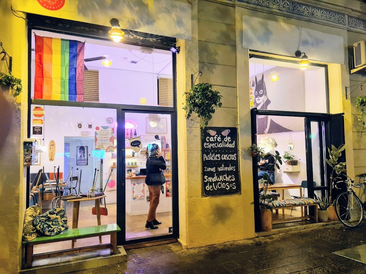 Café Cometa specialty coffee shop in Barcelona - photo 3