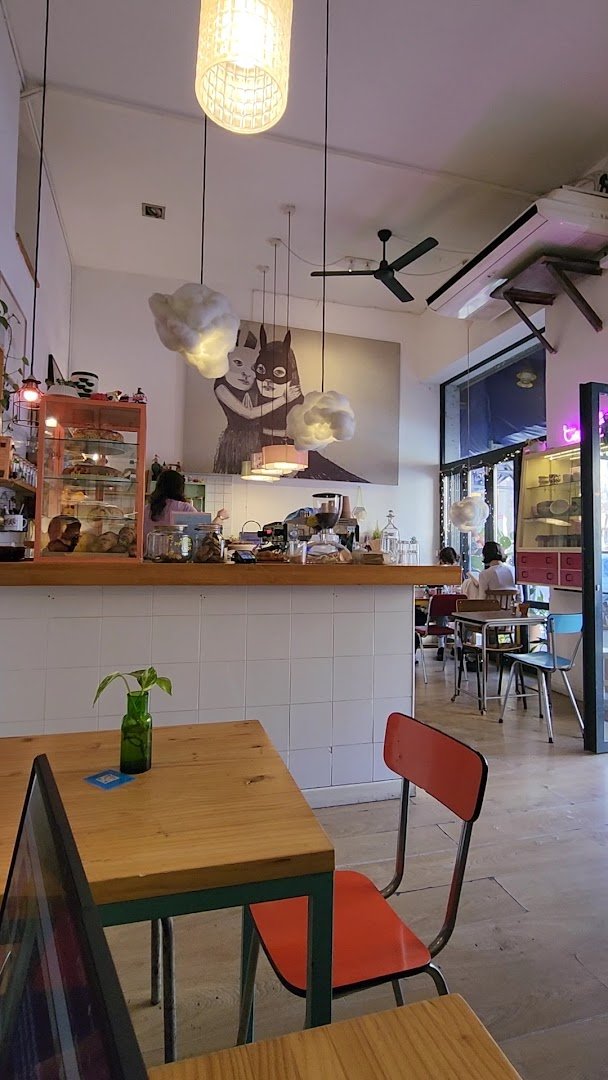 Café Cometa specialty coffee shop in Barcelona - photo 5