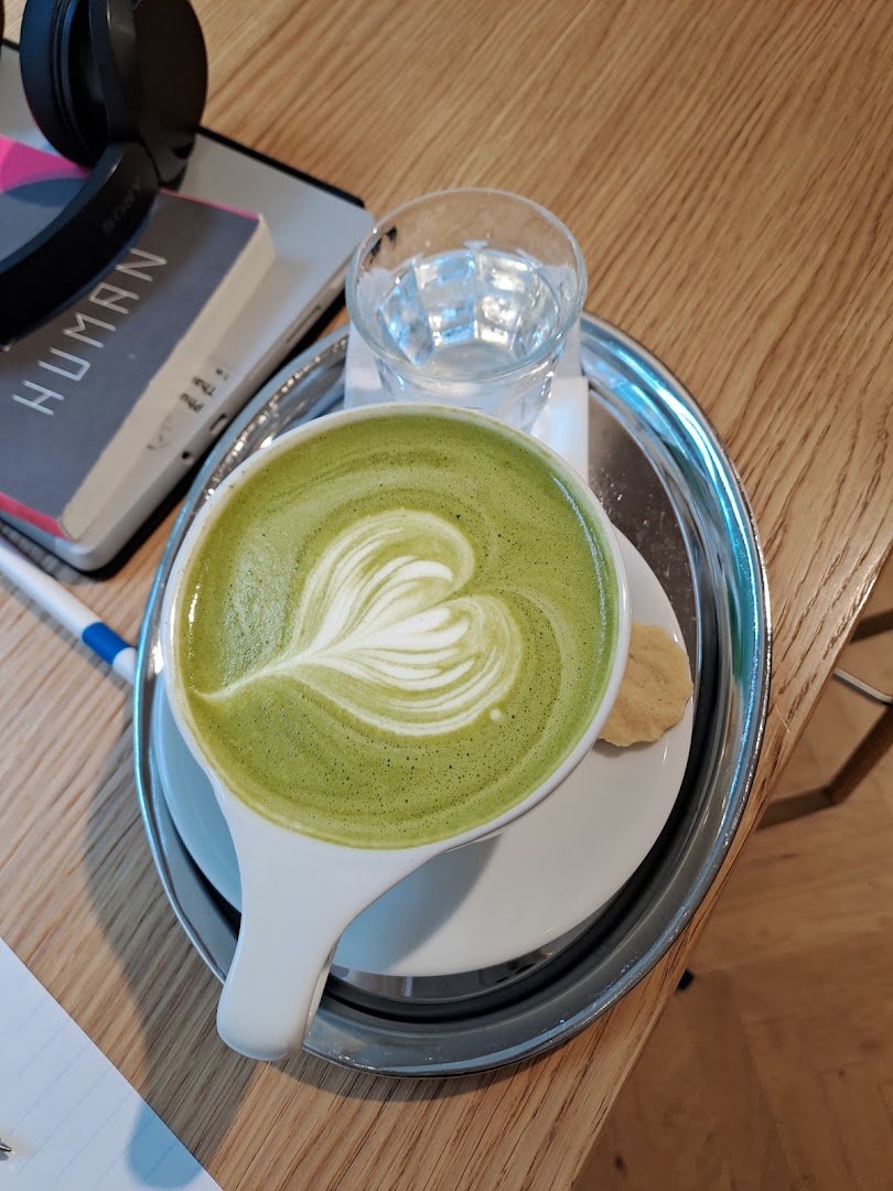 Coffee at Caffè a Casa, specialty coffee shop in Vienna