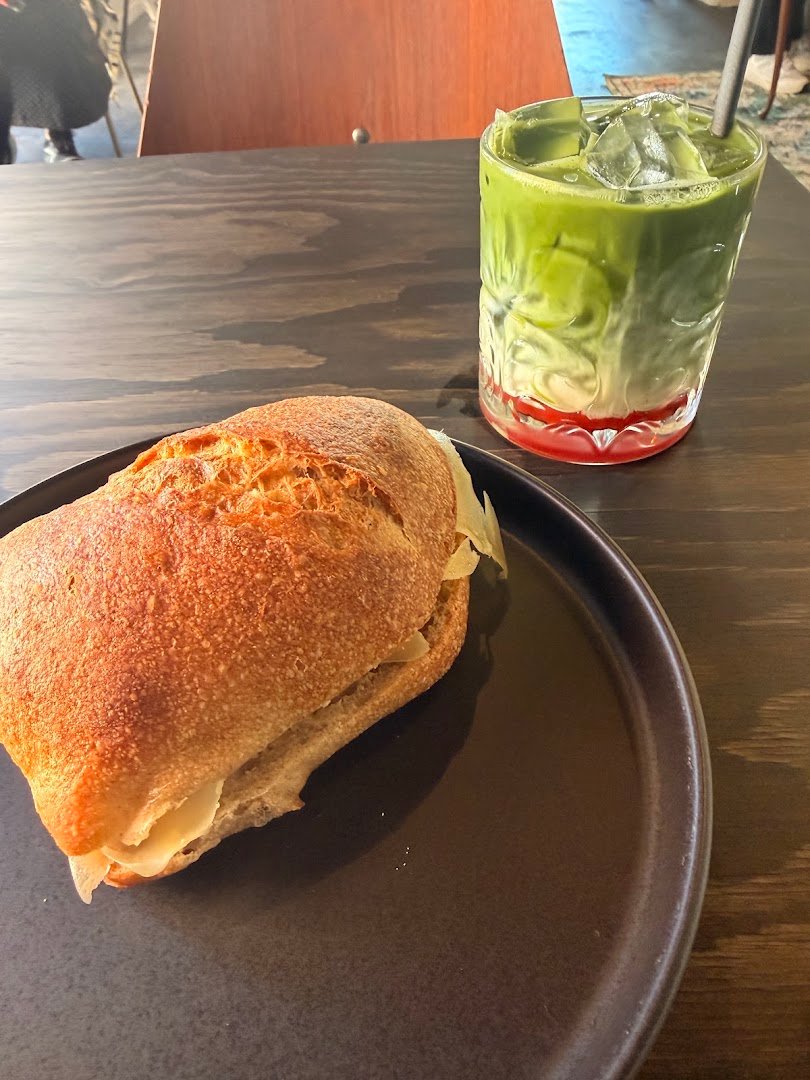 Food at MAD DROP COFFEE, specialty coffee shop in Oslo
