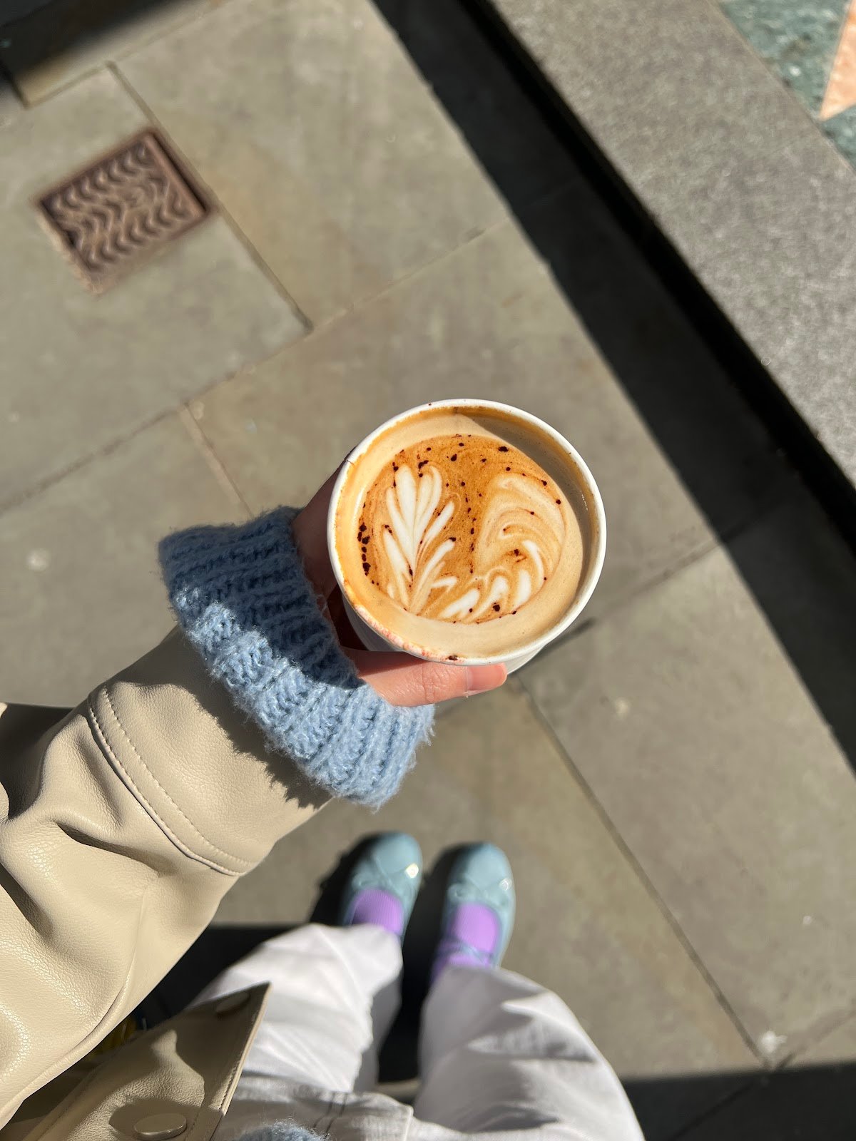 Coffee & Friends specialty coffee shop in London - photo 4