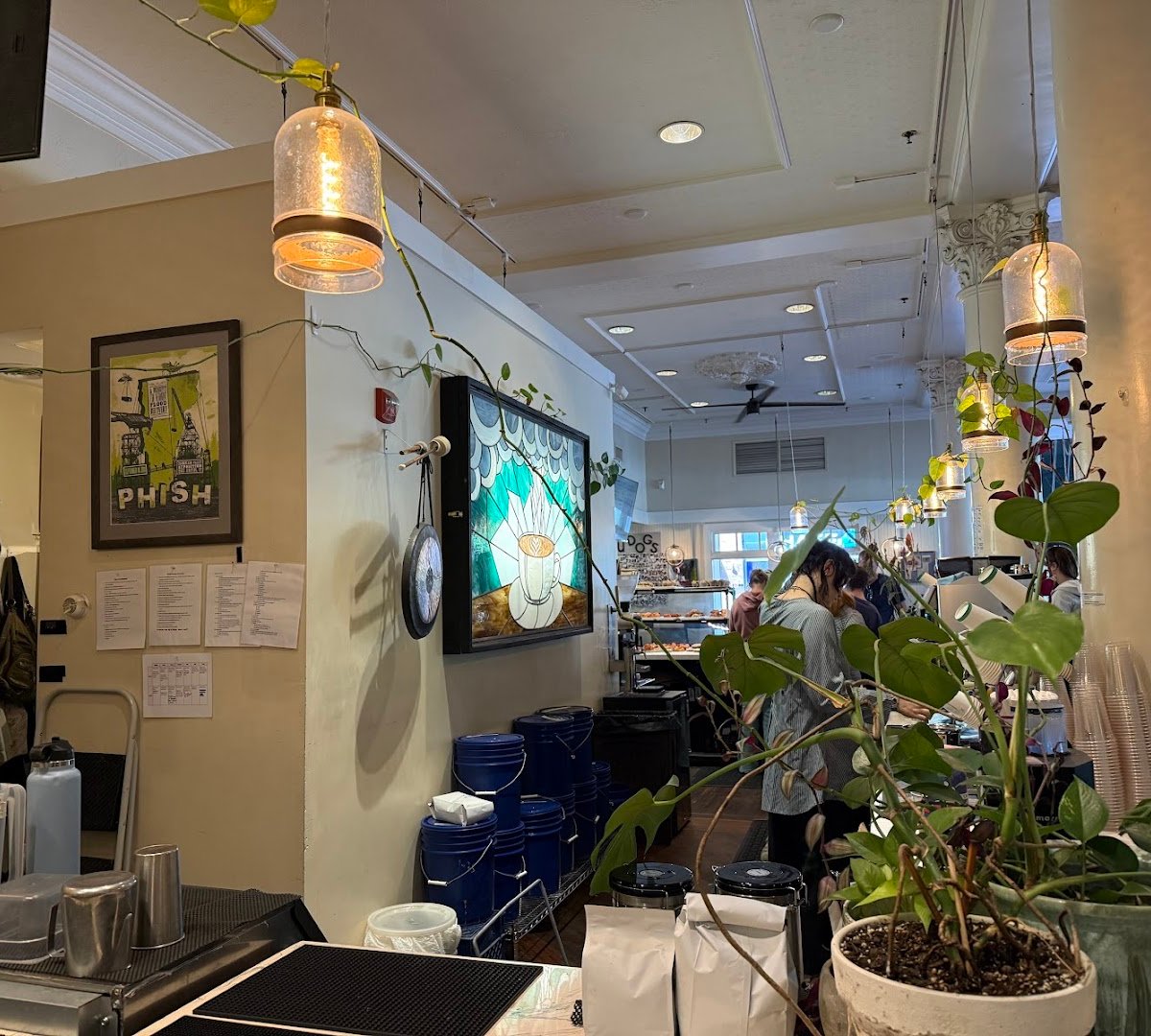 Kru Coffee Collective specialty coffee shop in Burlington - photo 8