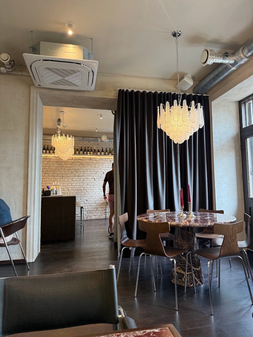 Interior of TABLES, specialty coffee shop in Warsaw