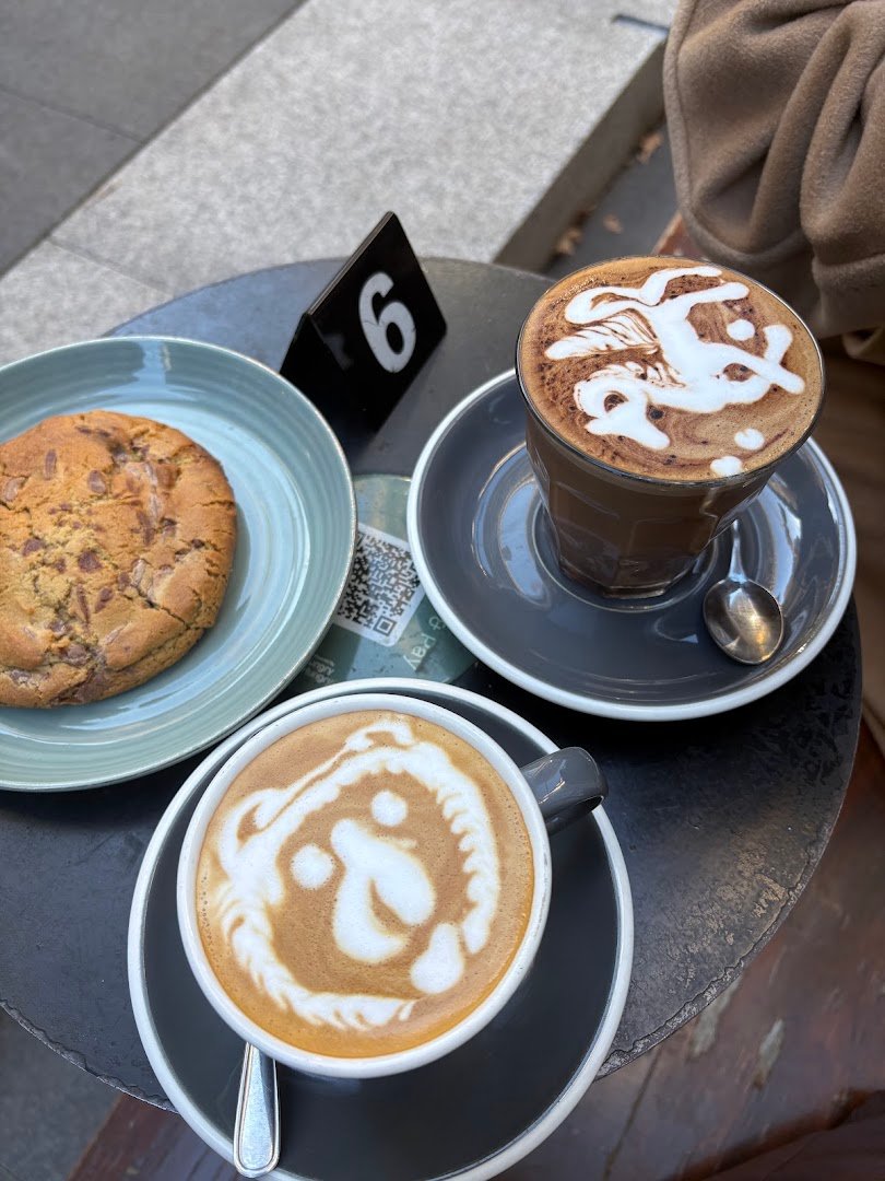 BATCH ESPRESSO specialty coffee shop in Sydney - photo 5