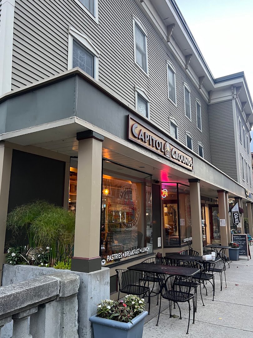 Capitol Grounds specialty coffee shop in Montpelier-Barre - photo 4