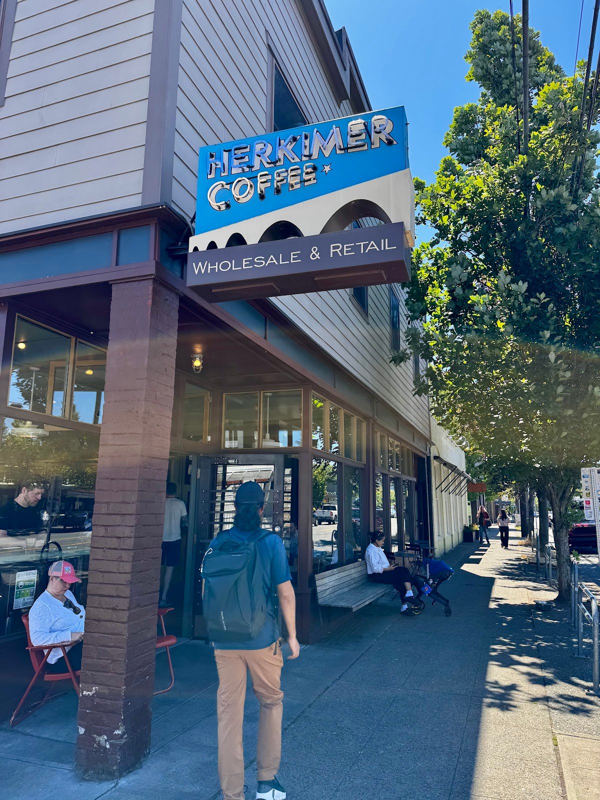 Herkimer Coffee specialty coffee shop in Seattle - photo 4