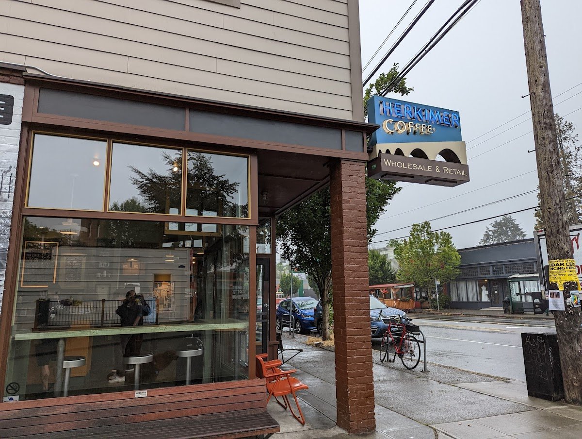 Herkimer Coffee specialty coffee shop in Seattle - photo 5