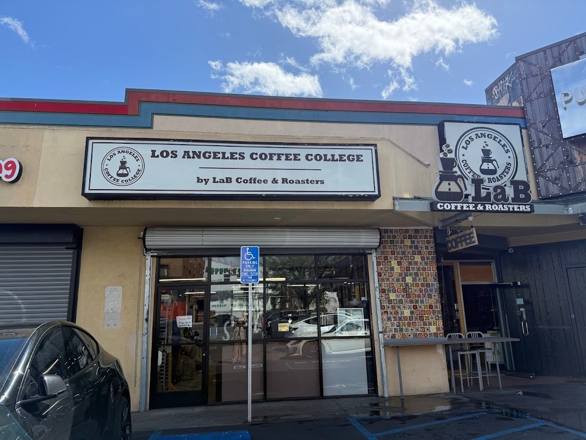 Lab Coffee & Roasters specialty coffee shop in Los Angeles - photo 4