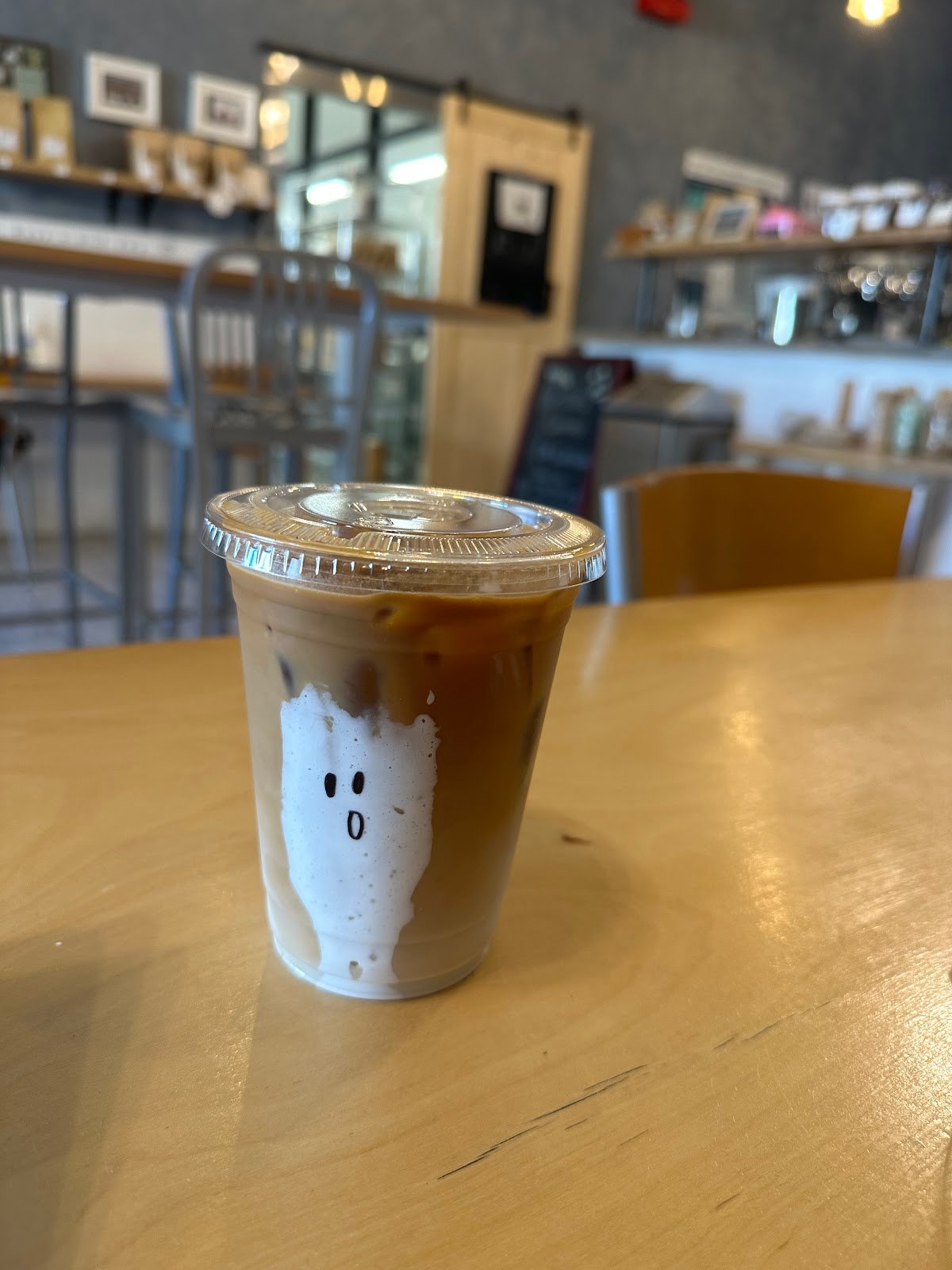 Lab Coffee & Roasters specialty coffee shop in Los Angeles - photo 5